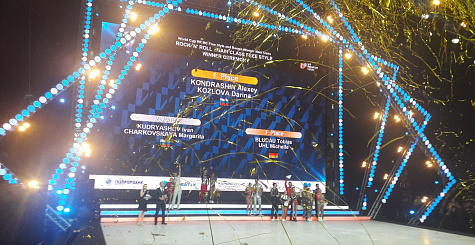В Москве прошел Кубок мира по акробатическому рок-н-роллу и буги-вуги